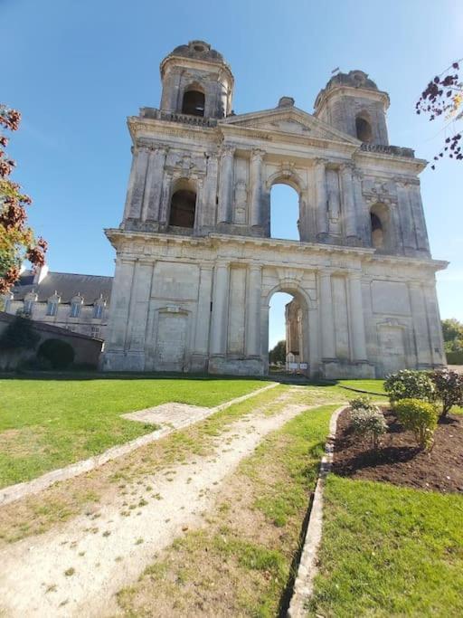 Charmante Charentaise Saint-Jean-dʼAngély Zewnętrze zdjęcie